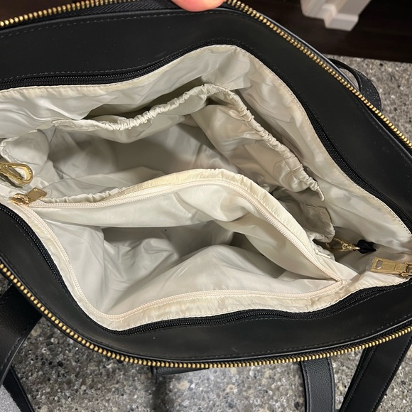 Elkie & co diaper bag - Picture 3 of 3